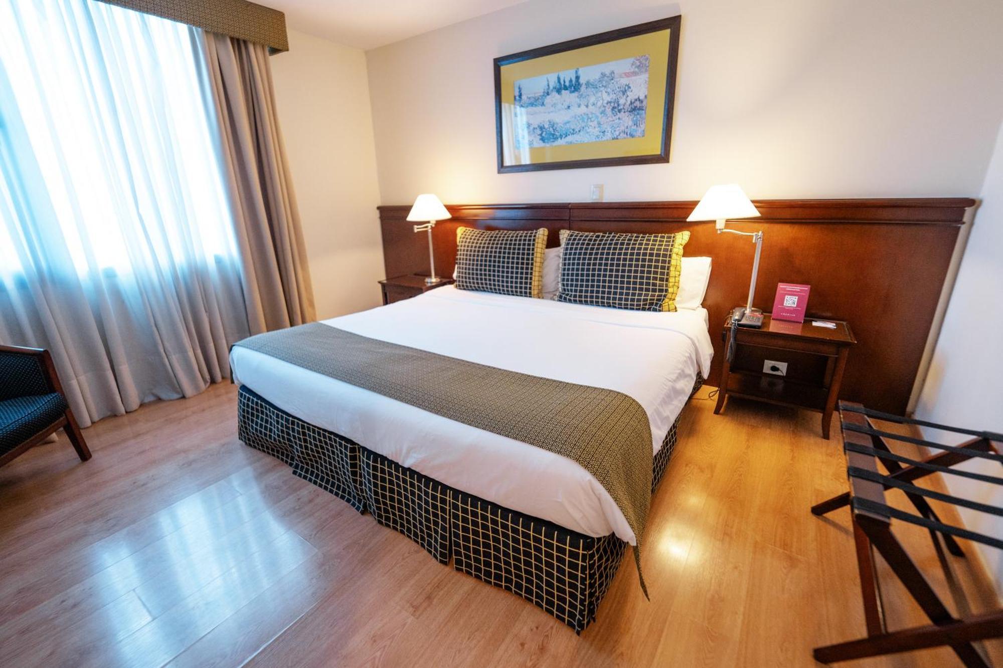 Premier Suite,1646339779:JPEG