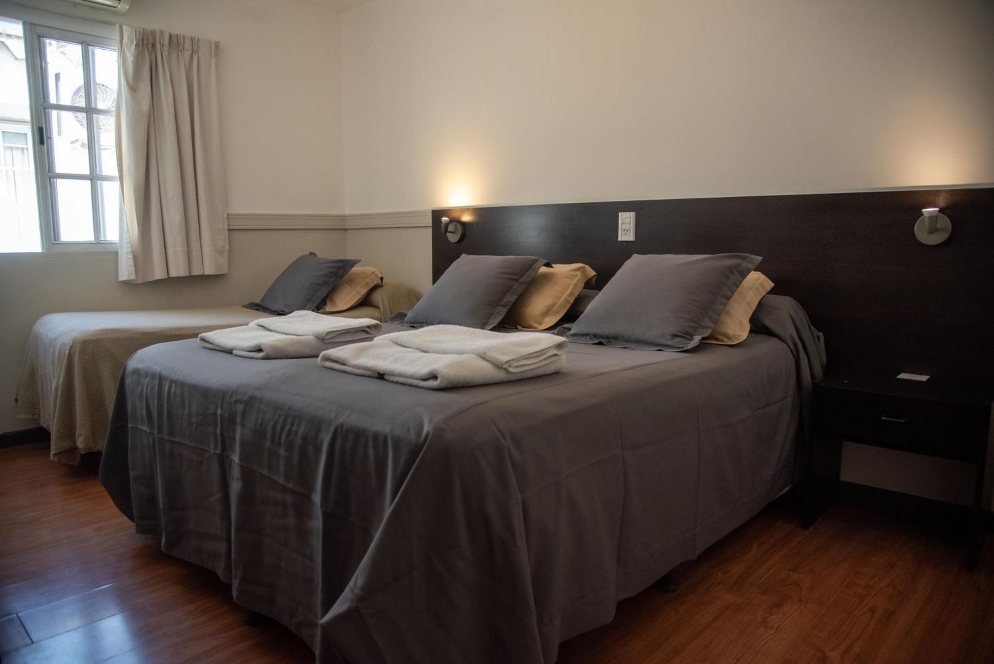 Standard Triple Room,336069760:JPEG